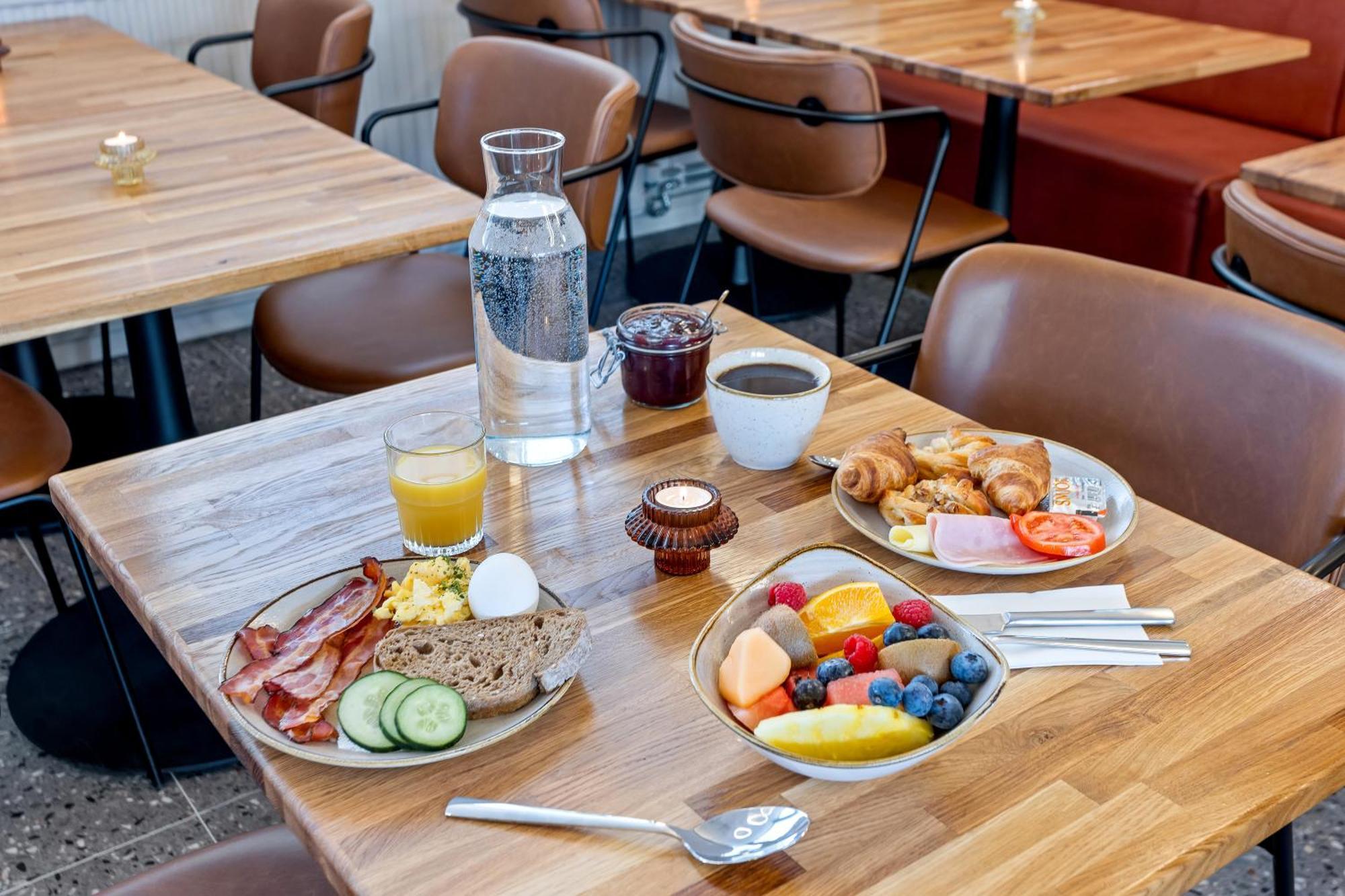 Stracta Hotel Mosfell Hella Kültér fotó